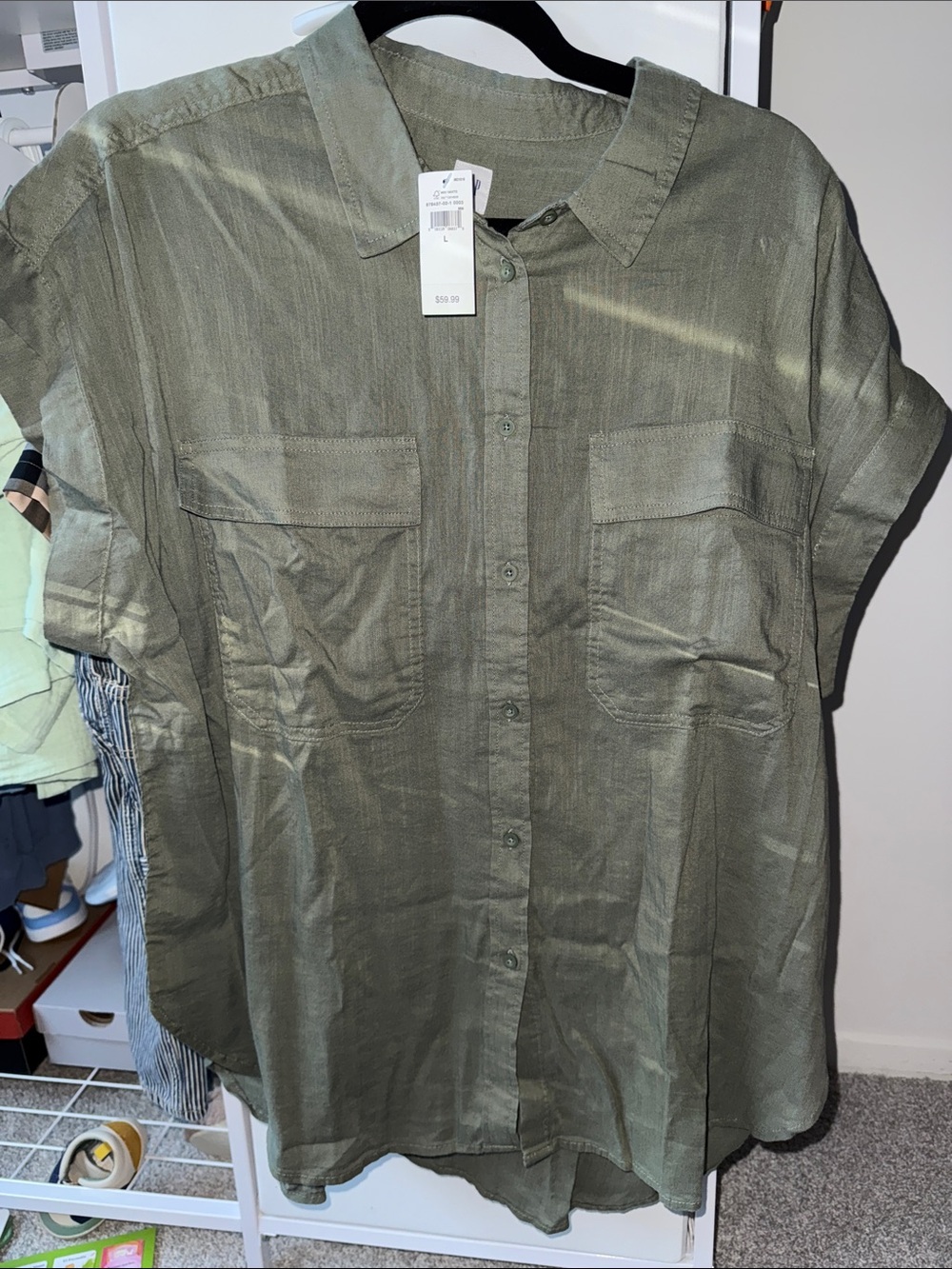 GAP Olive Short-Sleeve Button-Down Shirt